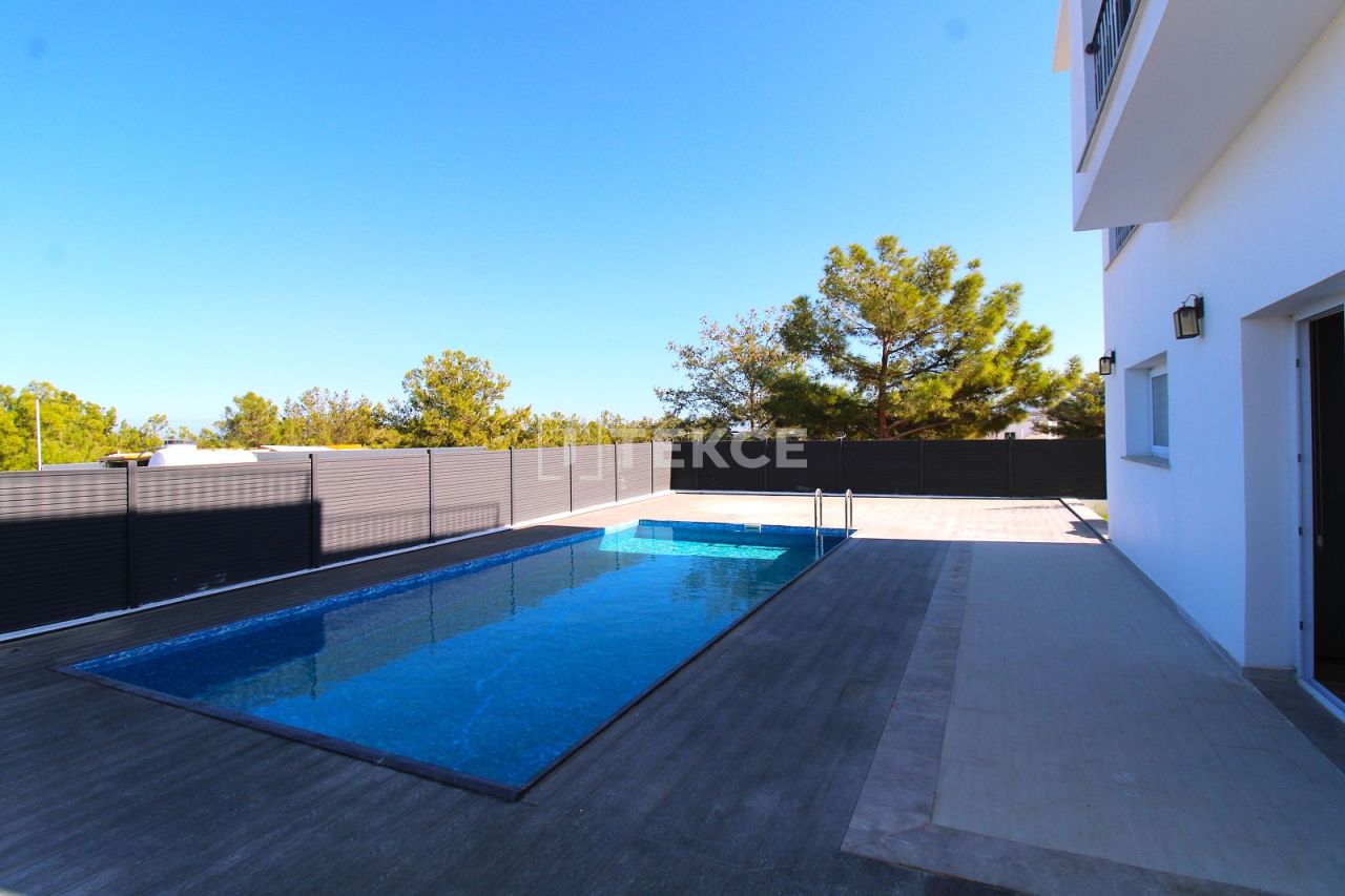 Villa en Kyrenia, Chipre, 256 m² - imagen 6