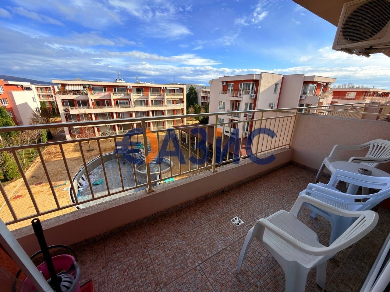 Appartement à Slantchev Briag, Bulgarie, 56 m² - image 9