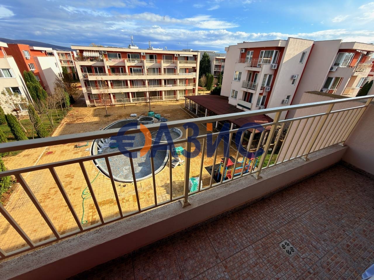 Appartement à Slantchev Briag, Bulgarie, 56 m² - image 10