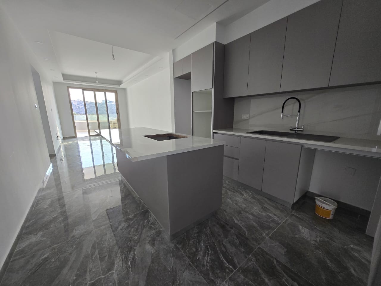 Apartment in Limassol, Cyprus, 110 m² - picture 2