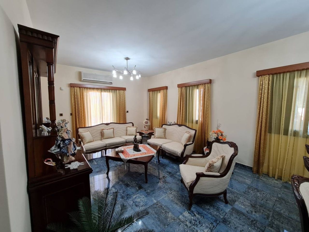 Villa in Limassol, Cyprus, 293 m² - picture 7