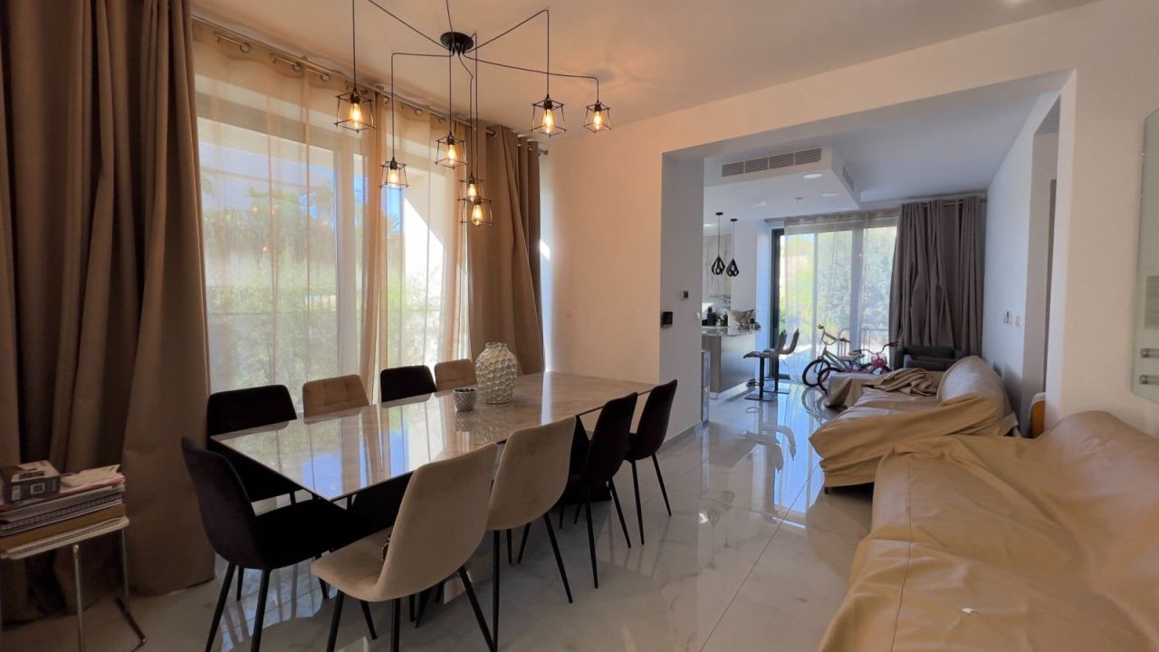 Villa in Limassol, Cyprus - picture 14