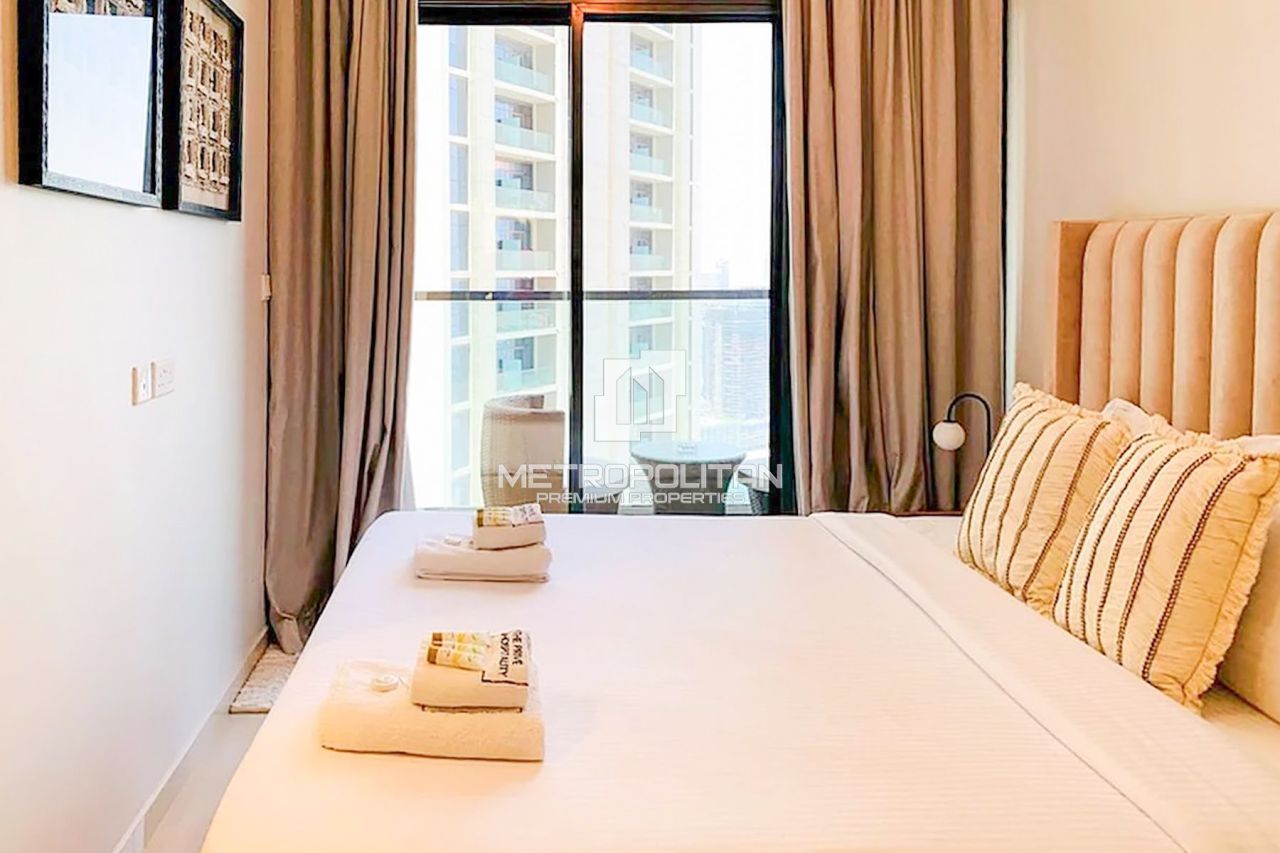 Apartment in Dubai, UAE, 75 m² - picture 1