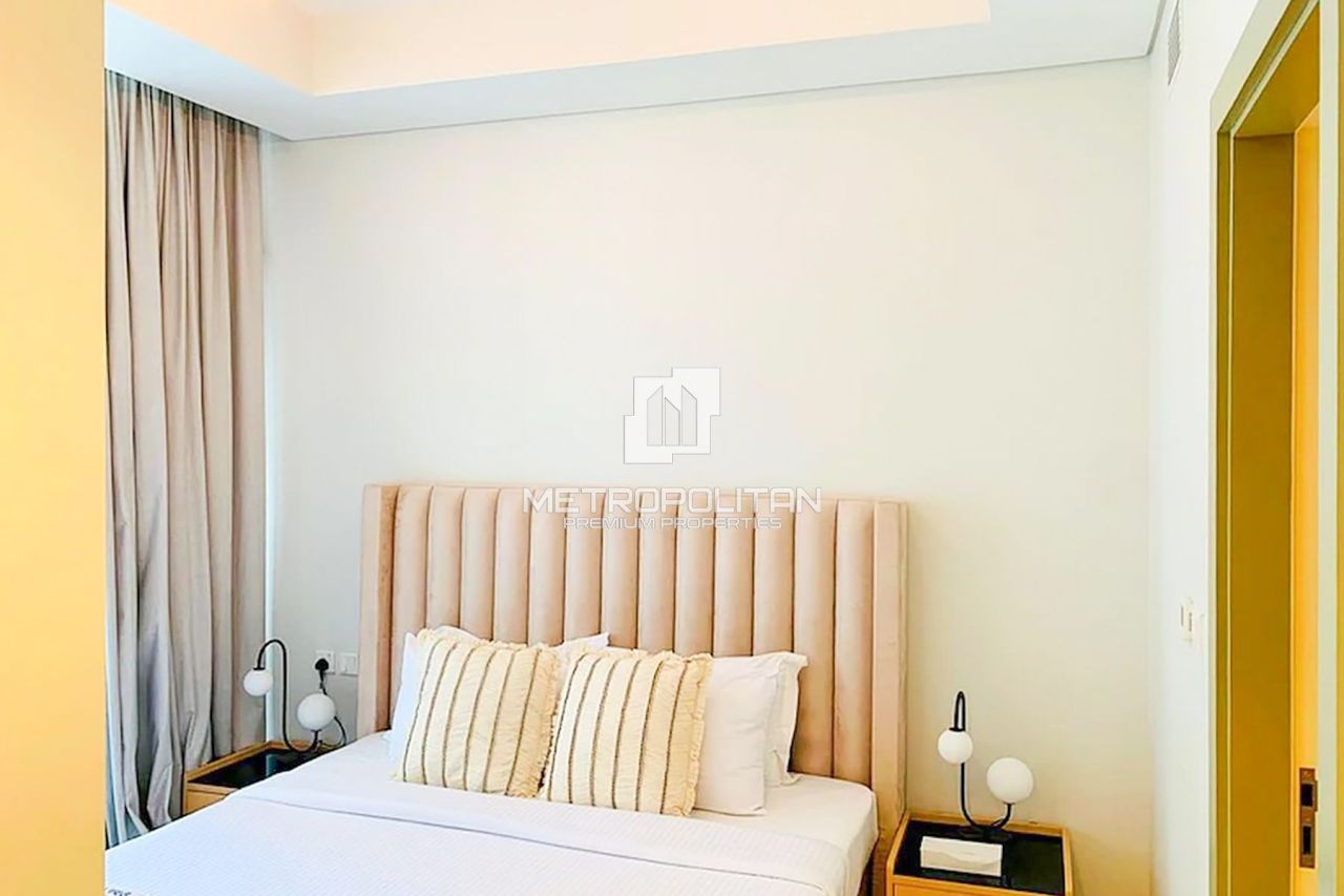 Apartment in Dubai, UAE, 75 m² - picture 2