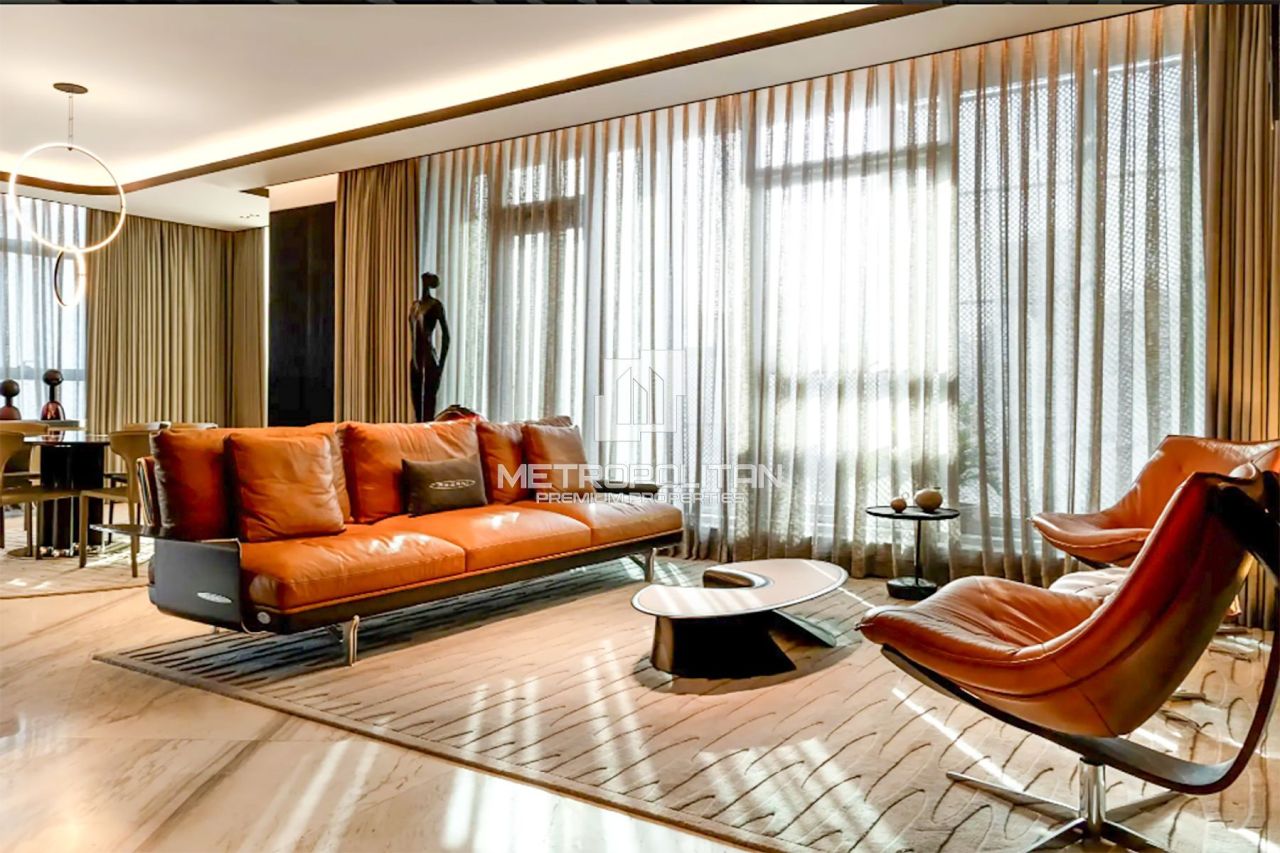 Apartment in Dubai, UAE, 248 m² - picture 2