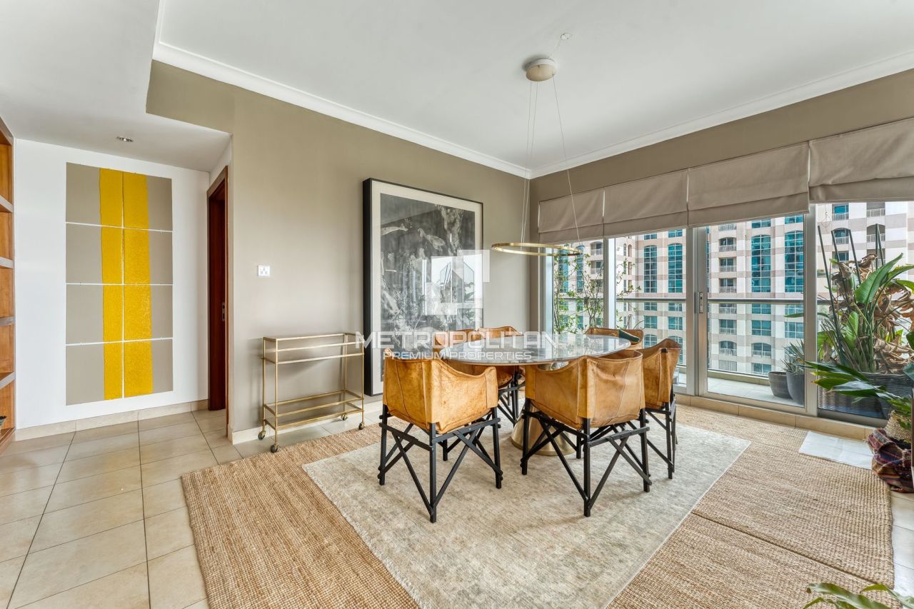 Apartment in Dubai, UAE, 130 m² - picture 2