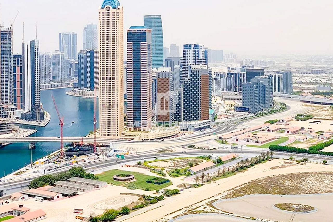 Apartment in Dubai, UAE, 75 m² - picture 4