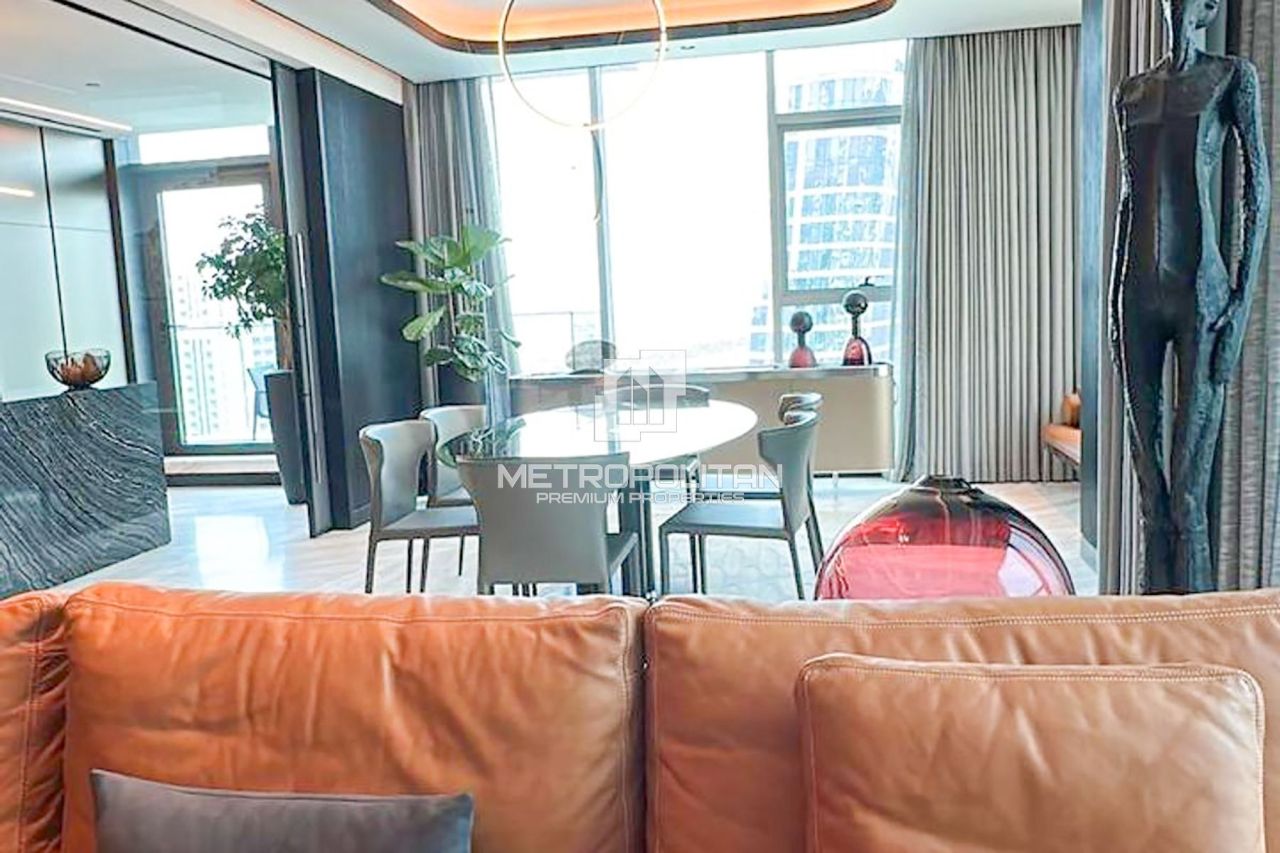 Apartment in Dubai, UAE, 248 m² - picture 5