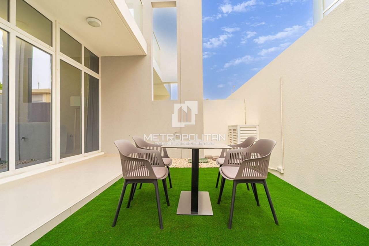 Townhouse in Dubai, UAE, 158 m² - picture 6