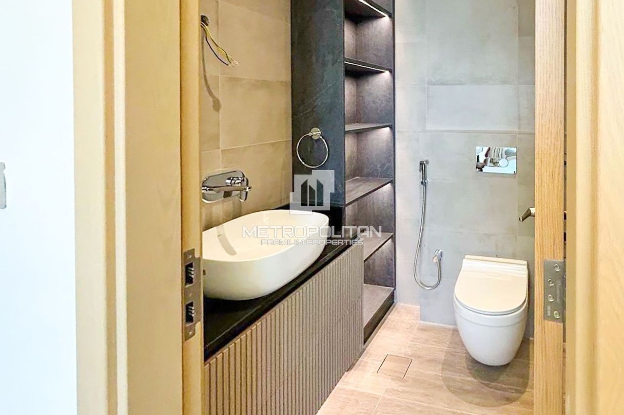 Apartment in Dubai, UAE, 89 m² - picture 7