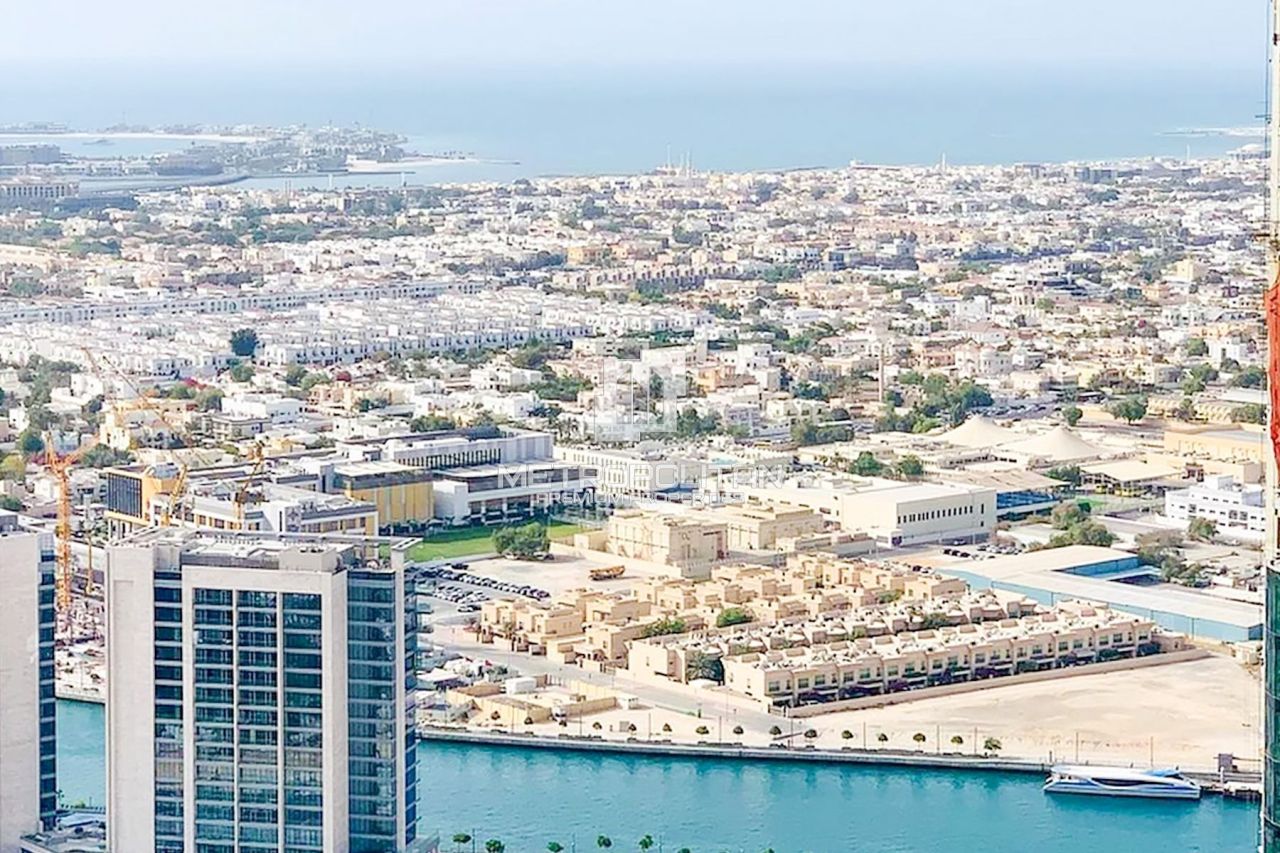 Apartment in Dubai, UAE, 75 m² - picture 8