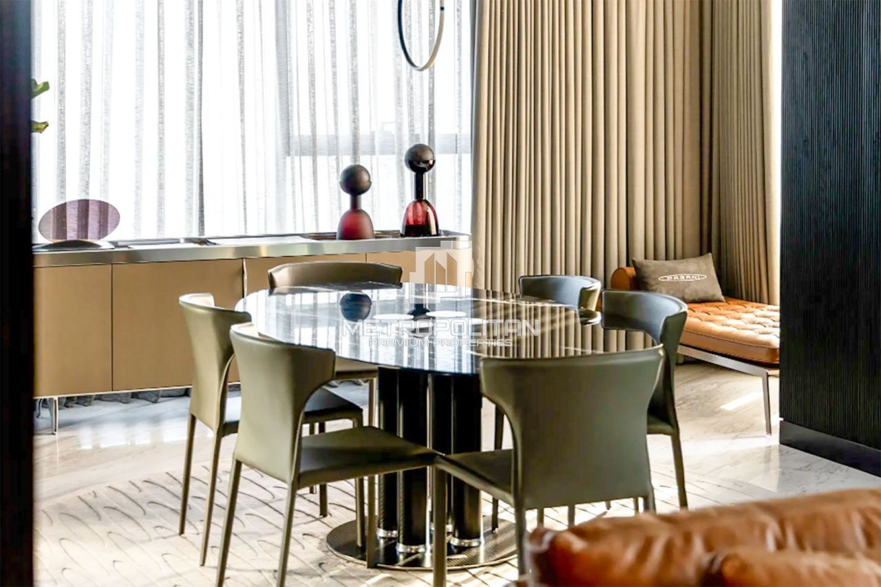 Apartment in Dubai, UAE, 248 m² - picture 9