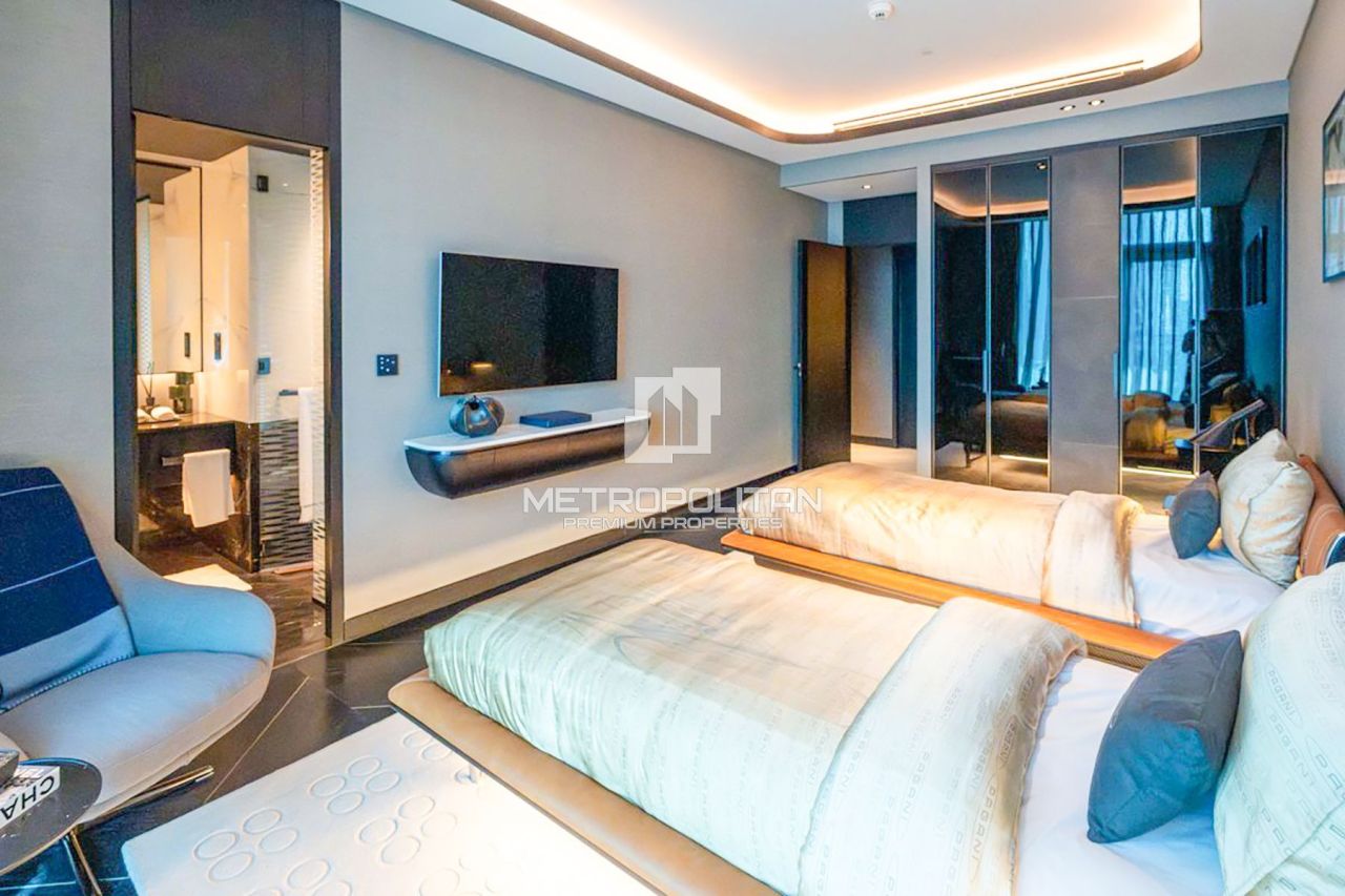 Apartment in Dubai, UAE, 248 m² - picture 16