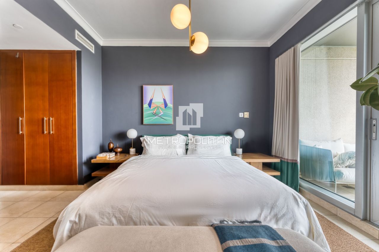 Apartment in Dubai, UAE, 130 m² - picture 17