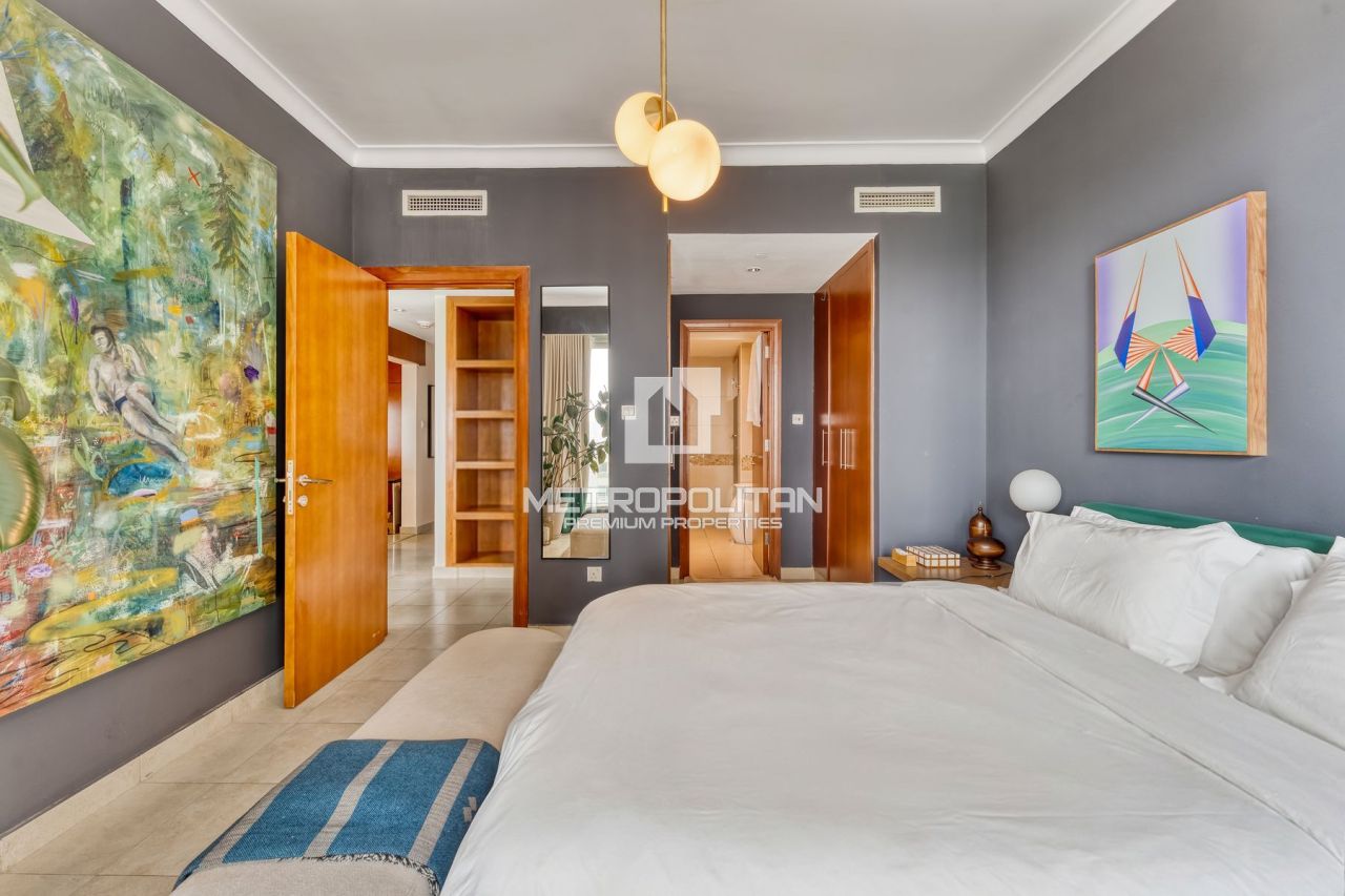 Apartment in Dubai, UAE, 130 m² - picture 18