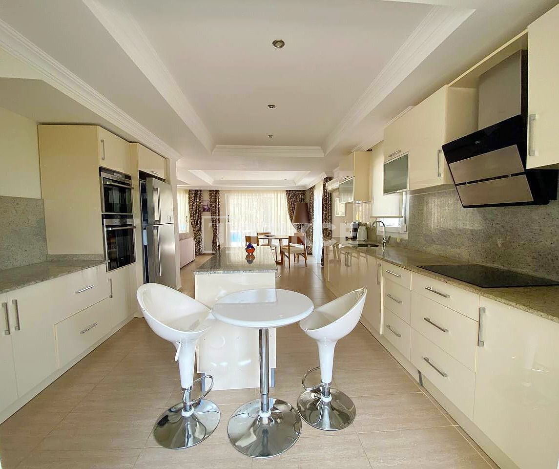 Villa in Fethiye, Turkey, 580 m² - picture 8