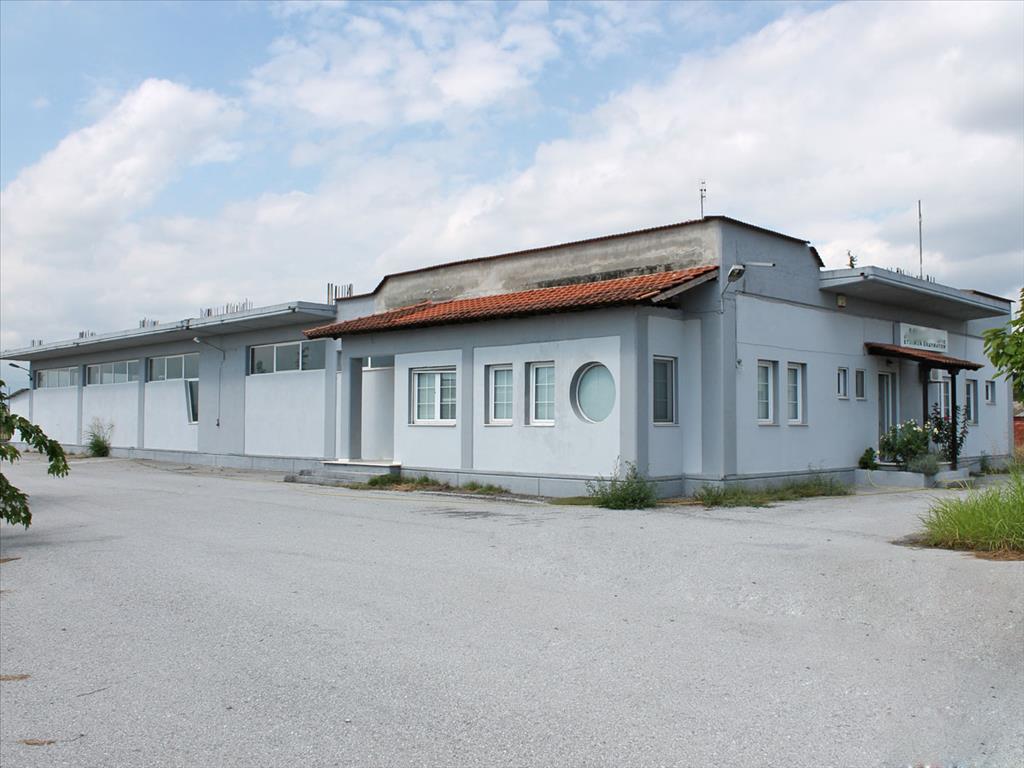 Gewerbeimmobilien in Paralia, Griechenland, 720 m² - Foto 1