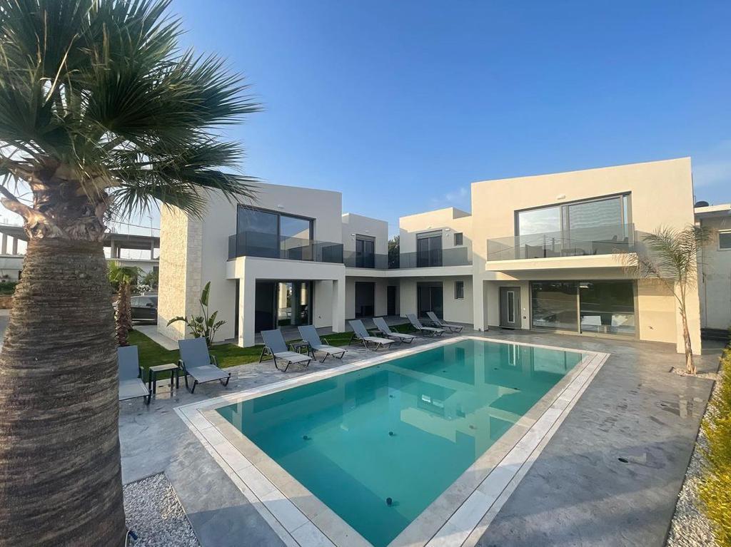 Hotel en La Canea, Grecia, 500 m² - imagen 1