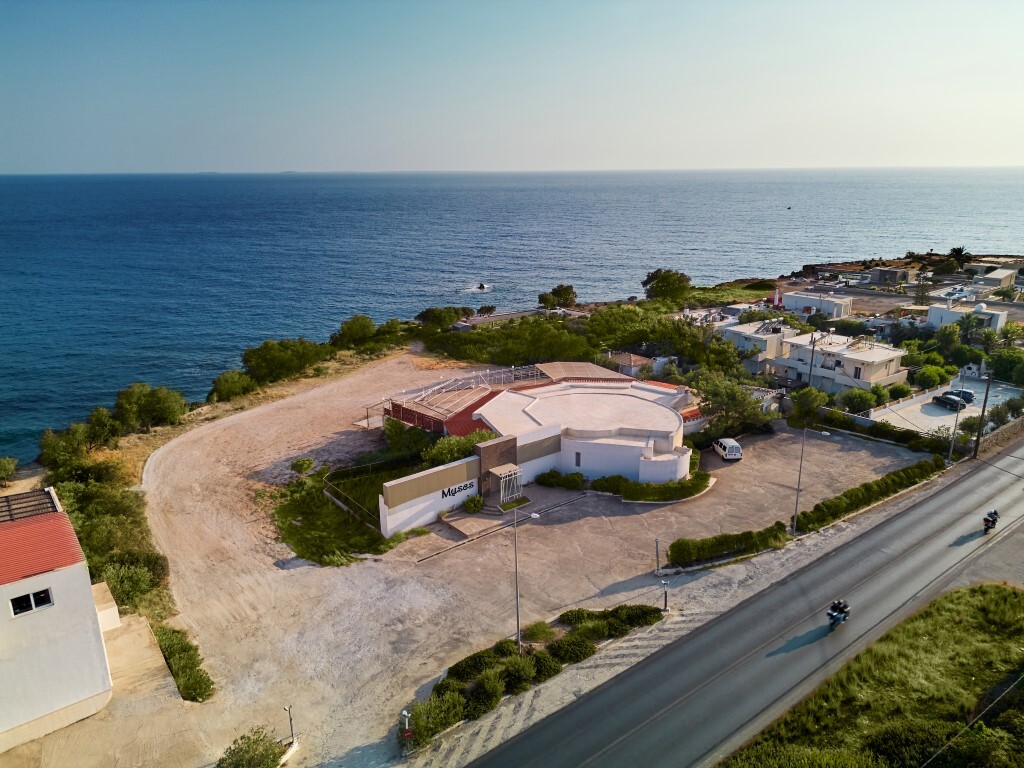 Commercial property in Ierapetra, Greece, 1 040 m² - picture 1