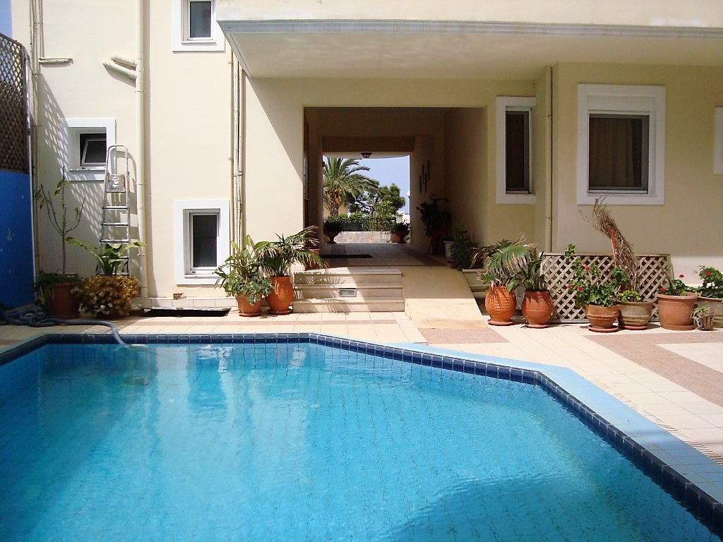 Hotel en Gouves, Grecia, 600 m² - imagen 4