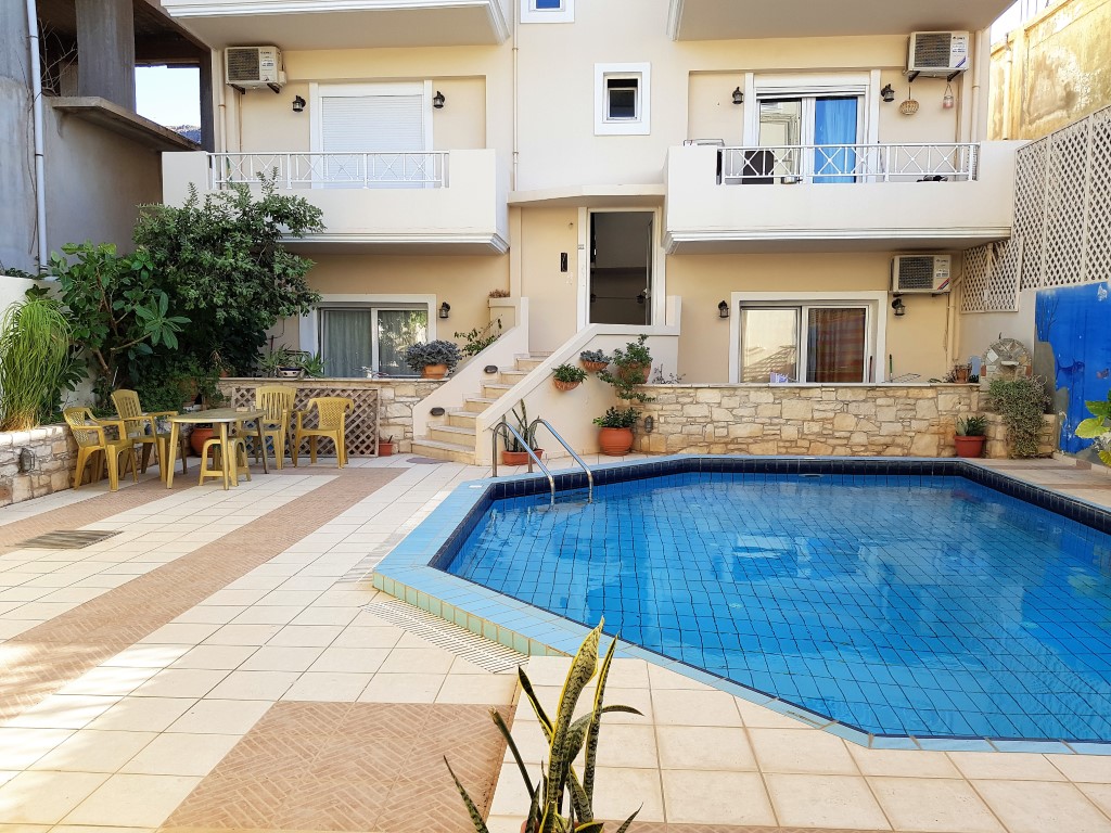 Hotel en Gouves, Grecia, 600 m² - imagen 1