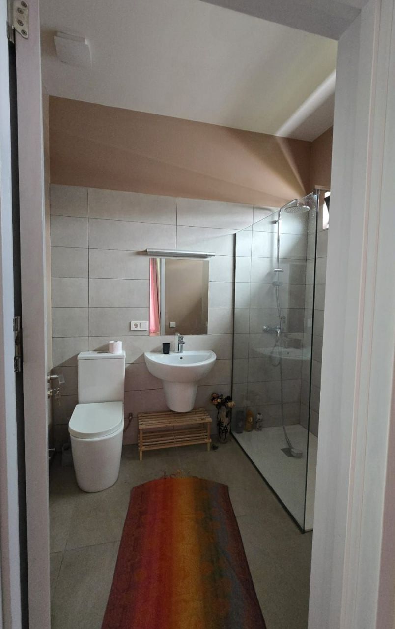 Casa a Tbilisi, Georgia, 175 m² - foto 8