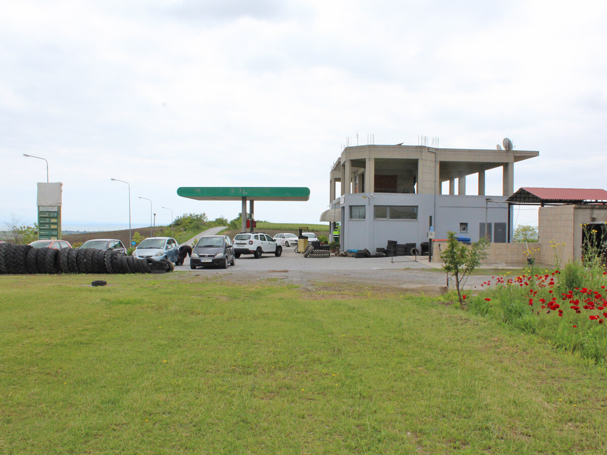 Propiedad comercial en Paralia, Grecia, 400 m² - imagen 1