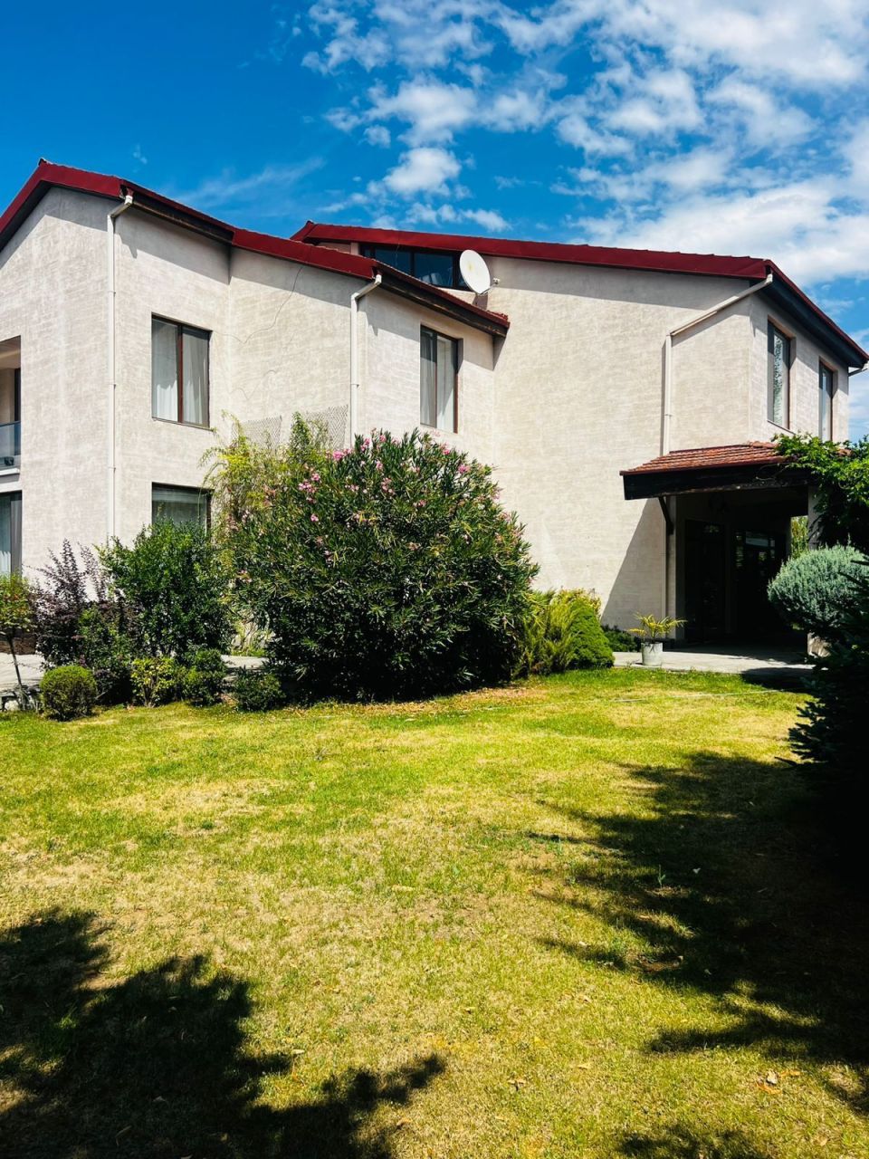 Haus in Tiflis, Georgien, 500 m² - Foto 1