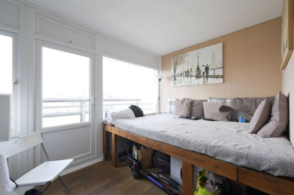 Flat in London, United Kingdom, 47 m² - picture 1