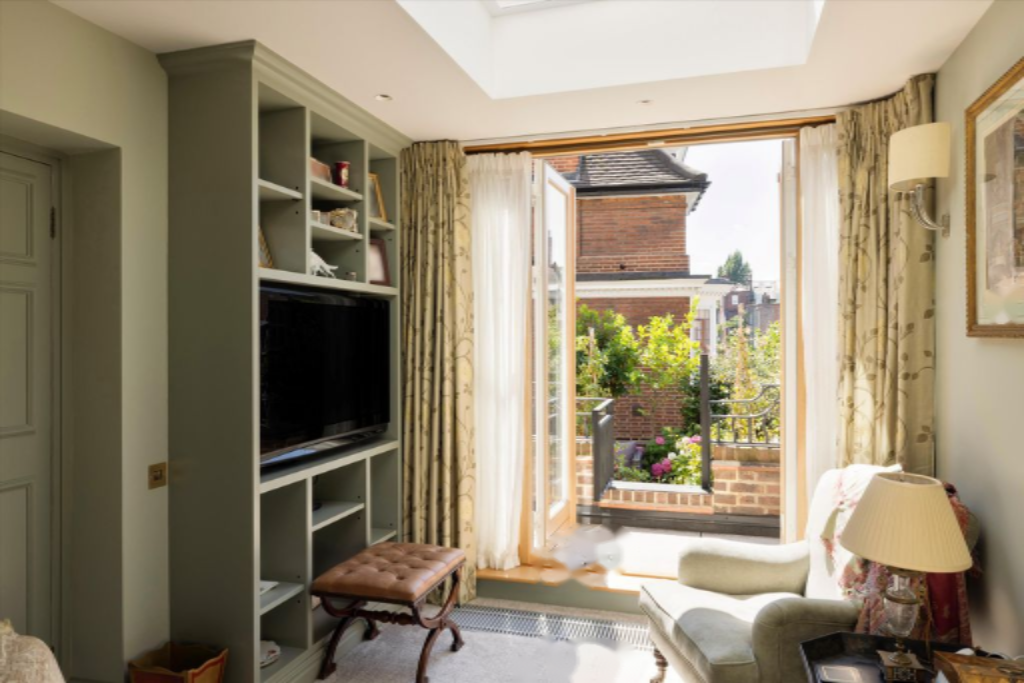 Piso en Londres, Reino Unido, 273 m² - imagen 1