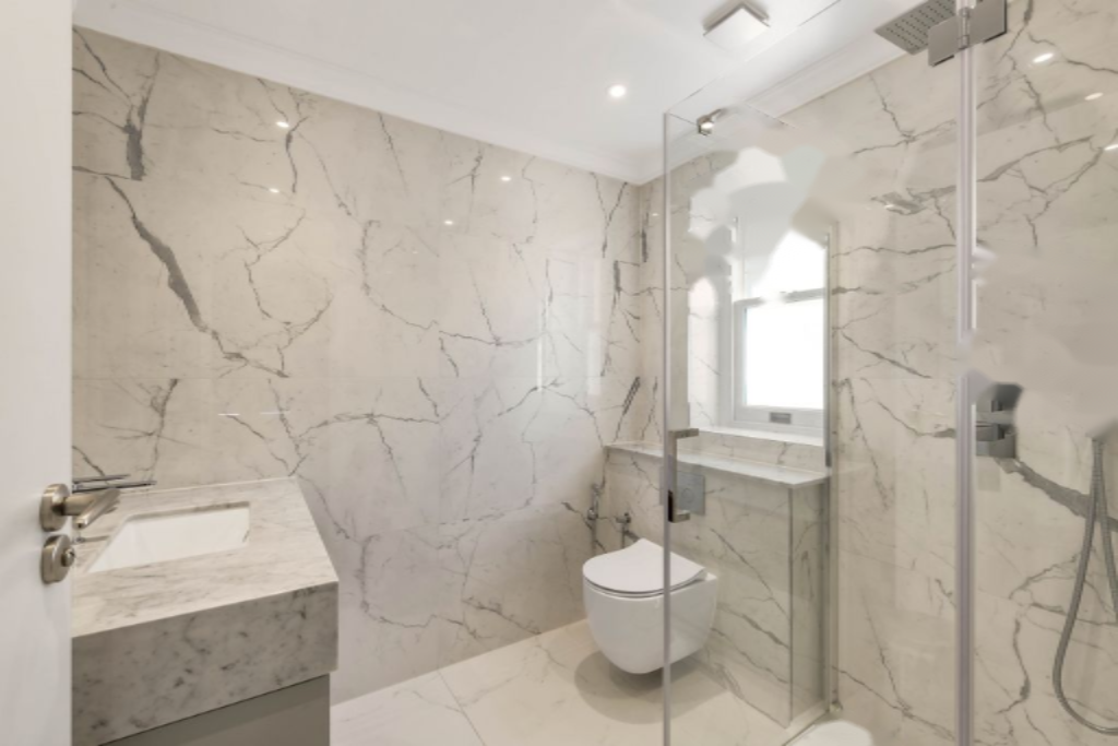 Piso en Londres, Reino Unido, 120 m² - imagen 1