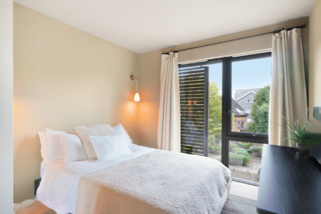 Flat in London, United Kingdom, 41 m² - picture 1