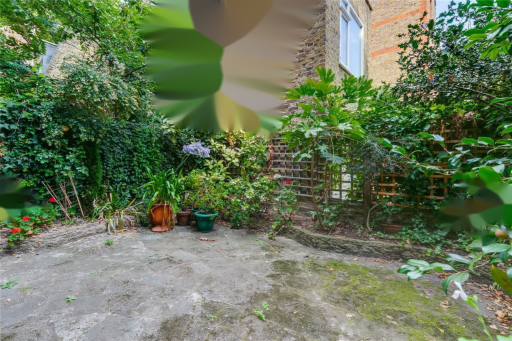 Flat in London, United Kingdom, 44 m² - picture 1