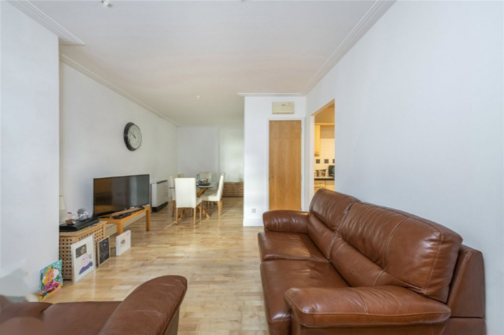 Wohnung in London, Großbritannien, 54 m² - Foto 1