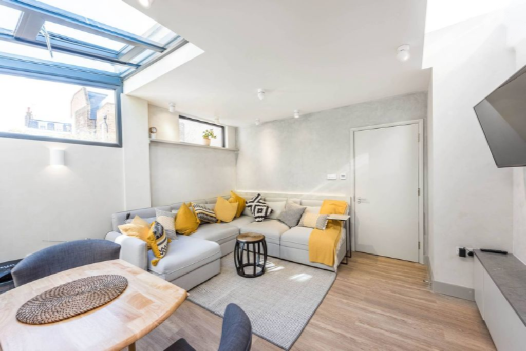 Piso en Londres, Reino Unido, 54 m² - imagen 1