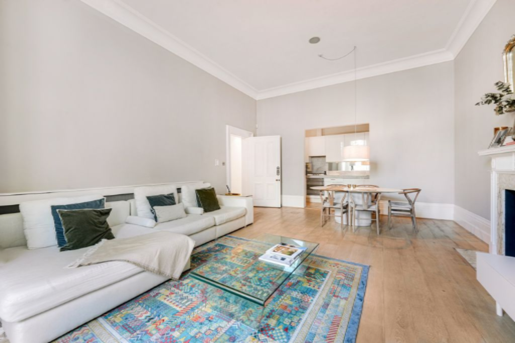 Piso en Londres, Reino Unido, 87 m² - imagen 1