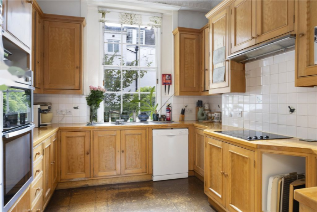 Wohnung in London, Großbritannien, 239 m² - Foto 1