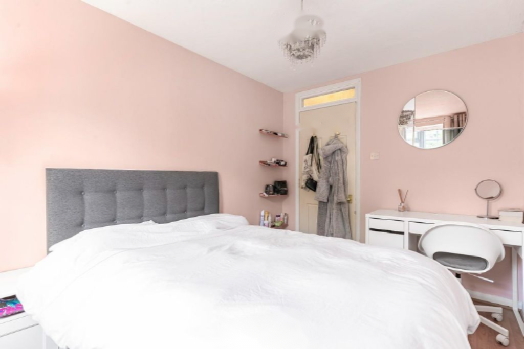 Flat in London, United Kingdom, 35 m² - picture 1