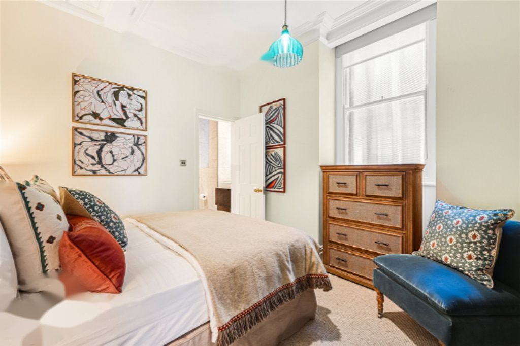 Wohnung in London, Großbritannien, 117 m² - Foto 1