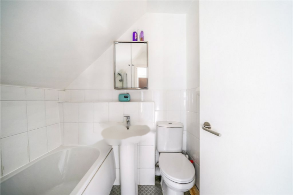 Appartement à Londres, Royaume-Uni, 56 m² - image 1