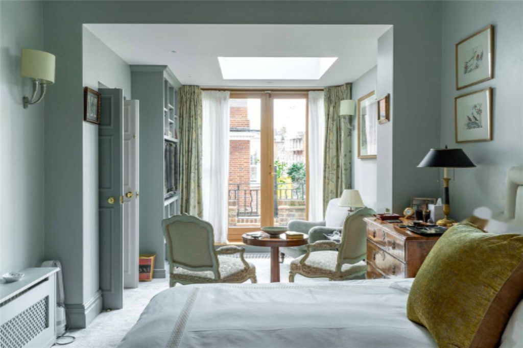 Piso en Londres, Reino Unido, 270 m² - imagen 1