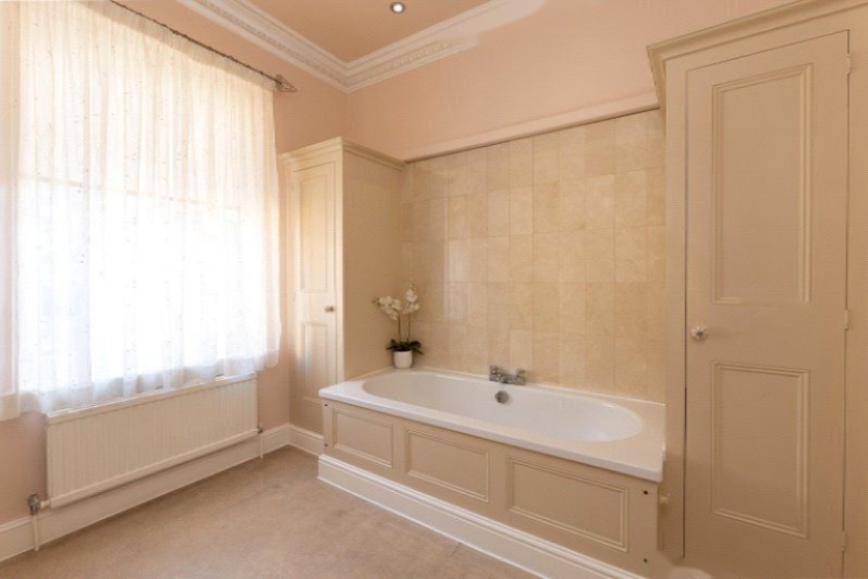 Piso en Londres, Reino Unido, 128 m² - imagen 1