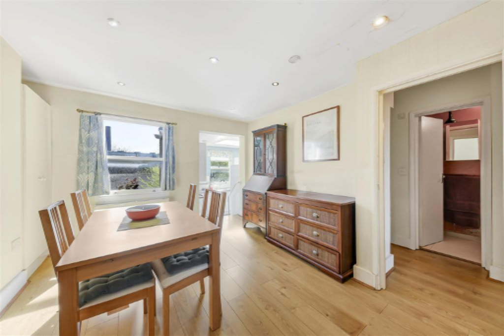 Piso en Londres, Reino Unido, 56 m² - imagen 1