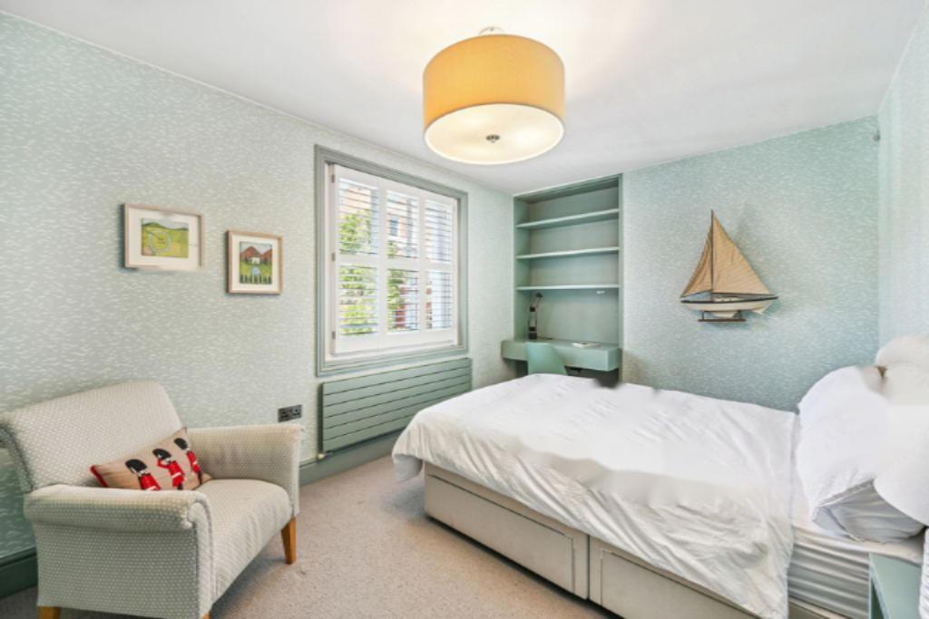 Piso en Londres, Reino Unido, 192 m² - imagen 1