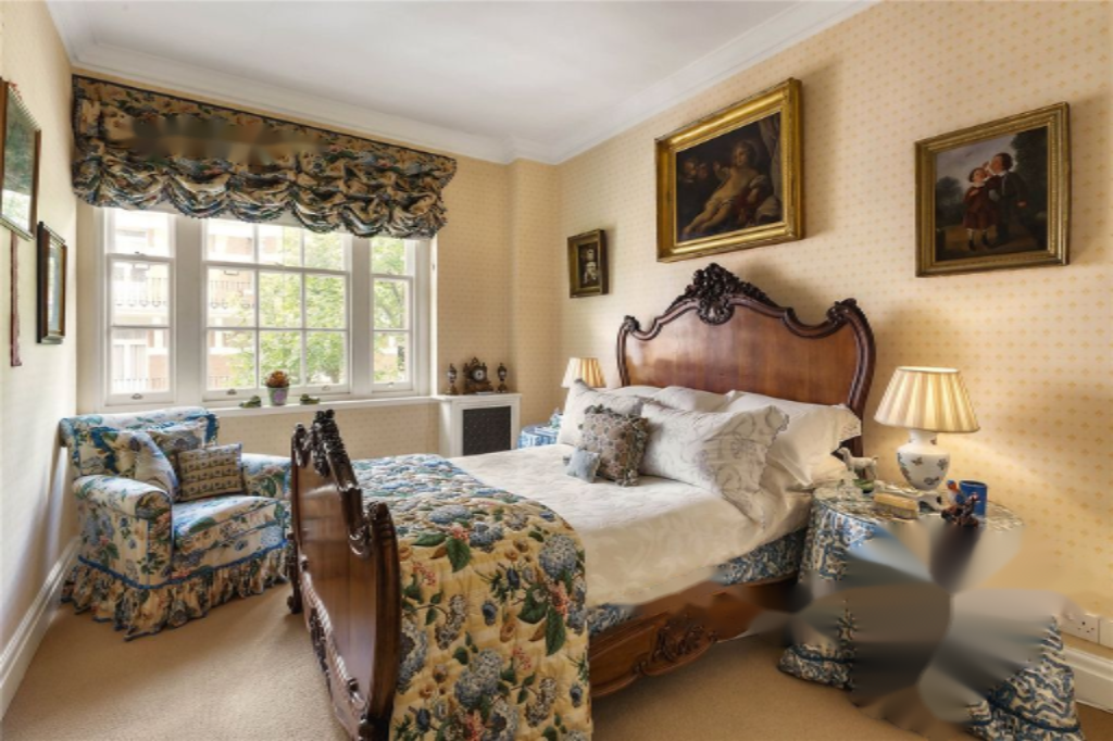 Flat in London, United Kingdom, 127 m² - picture 1