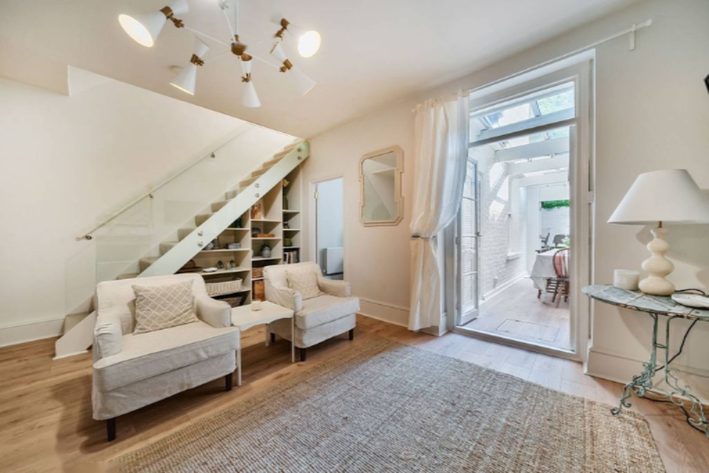 Wohnung in London, Großbritannien, 107 m² - Foto 1