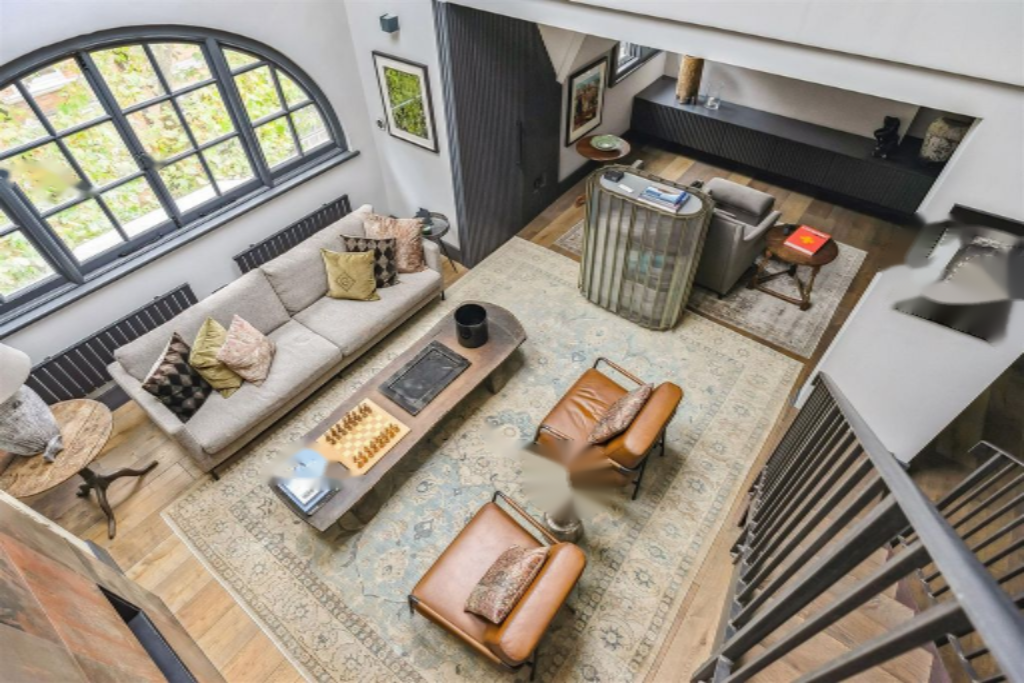 Flat in London, United Kingdom, 131 m² - picture 1