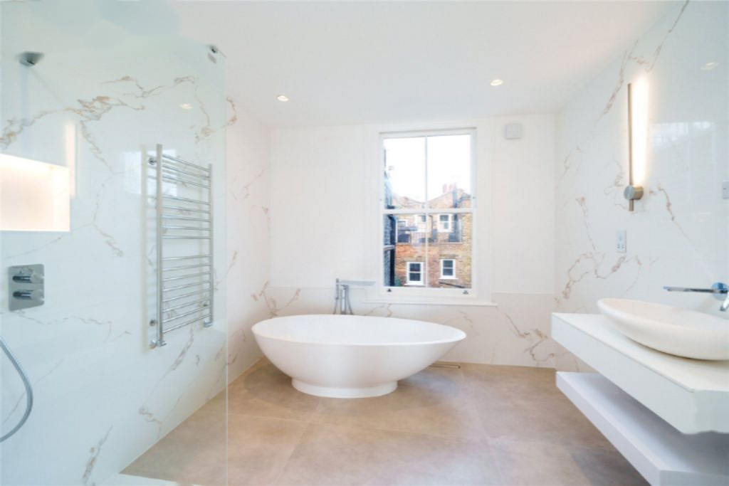 Piso en Londres, Reino Unido, 184 m² - imagen 1