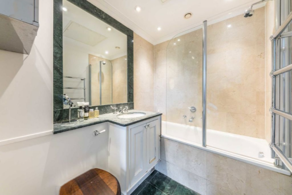 Piso en Londres, Reino Unido, 63 m² - imagen 1