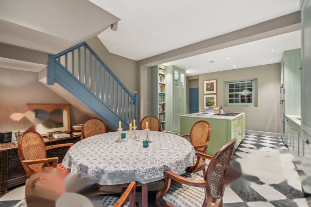 Piso en Londres, Reino Unido, 149 m² - imagen 1